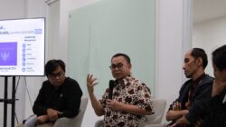 Lentera Demokrasi: Menerangi Jalan Menuju Keadilan Sosial